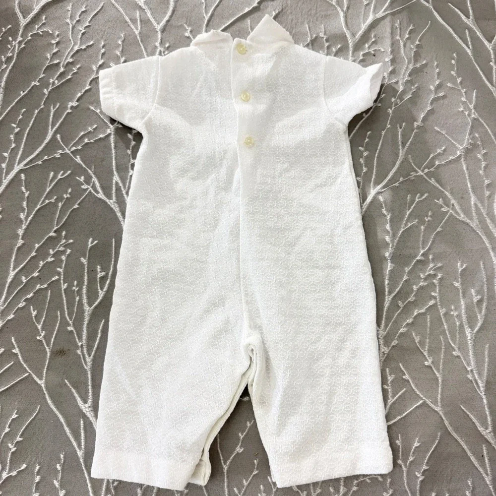 Fawn Togs Vintage White Textured‎ Knit Short Sleeve Romper Lace Trim Size S